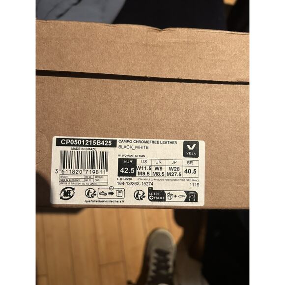 Veja Campo Black Leather EU 42.5 / US Women’s 11 – Clean Minimalist Sneaker - Picture 8 of 8